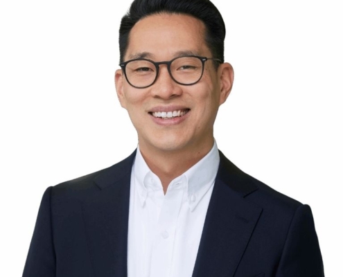 Headshot of Dr. Stan Sonu, MD.